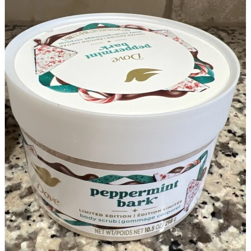 New Dove Limited Edition Holiday Treats Body‎ Scrub PEPPERMINT BARK 10.5 OZ